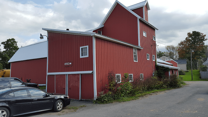 Barn